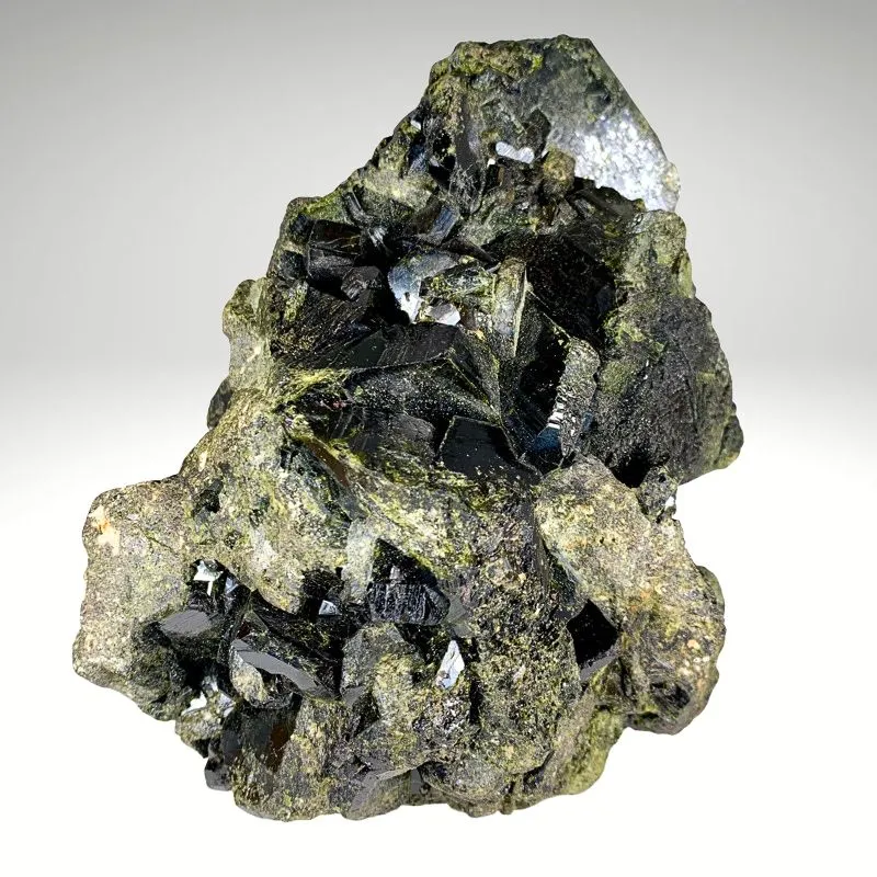 Epidote from Pakistan, Balochistan, Kharan District - image 2