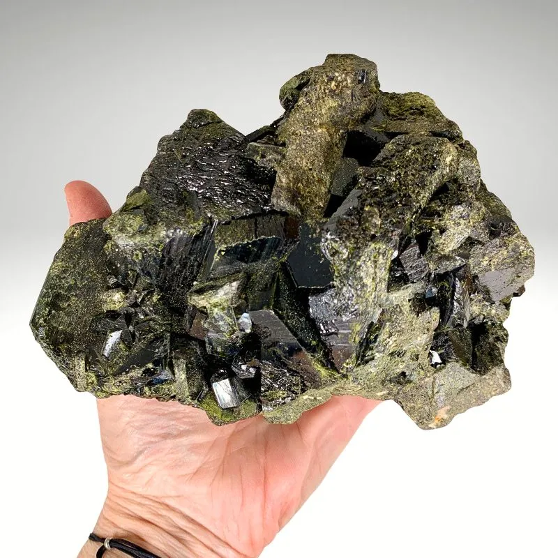 Epidote from Pakistan, Balochistan, Kharan District - image 3