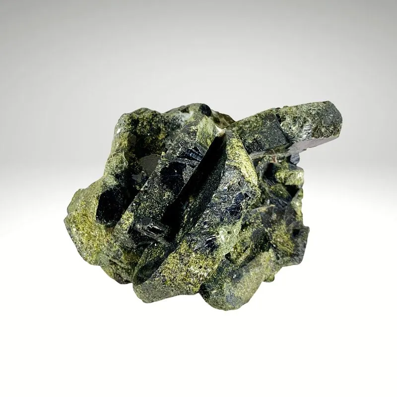 Epidote from Pakistan, Balochistan, Kharan District - image 2