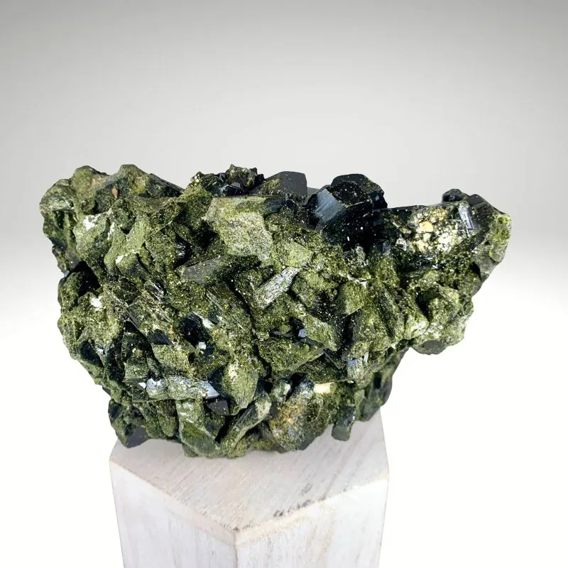 Epidote from Pakistan, Balochistan, Kharan District - image 2