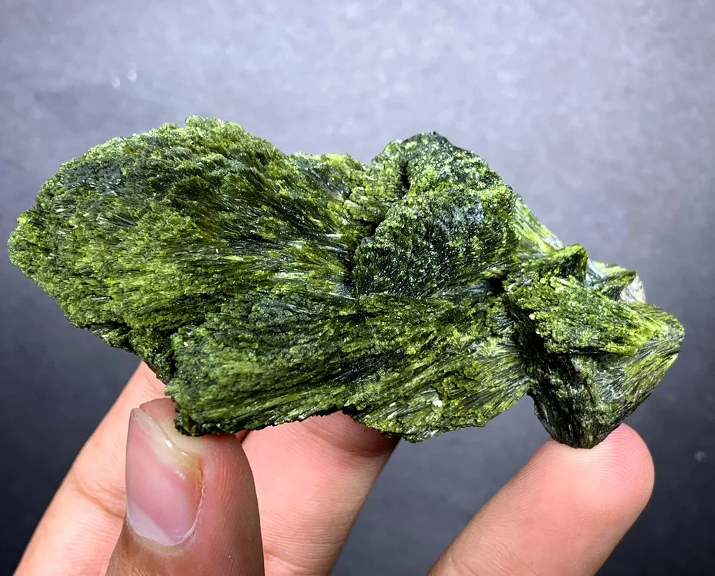 Epidote from Pakistan - image 7