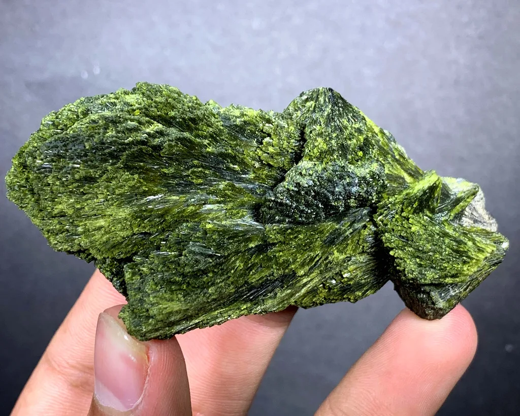 Epidote from Pakistan - image 6