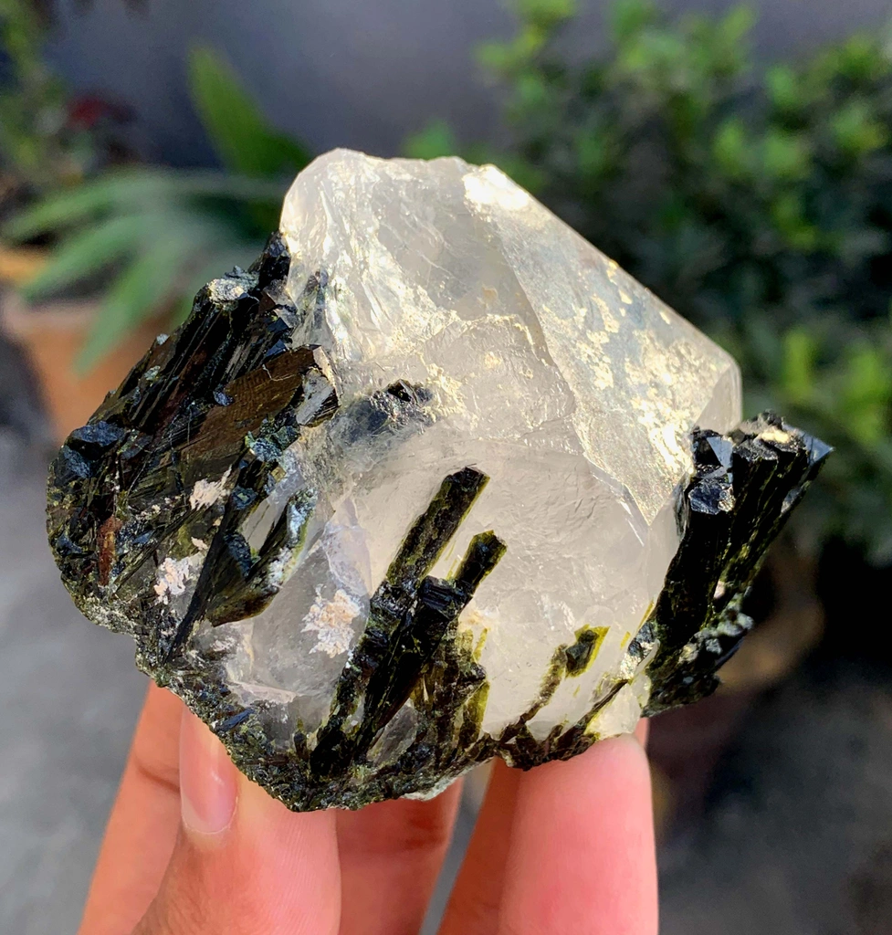 Epidote from Skardu District, Gilgit-Baltistan, Pakistan - image 6