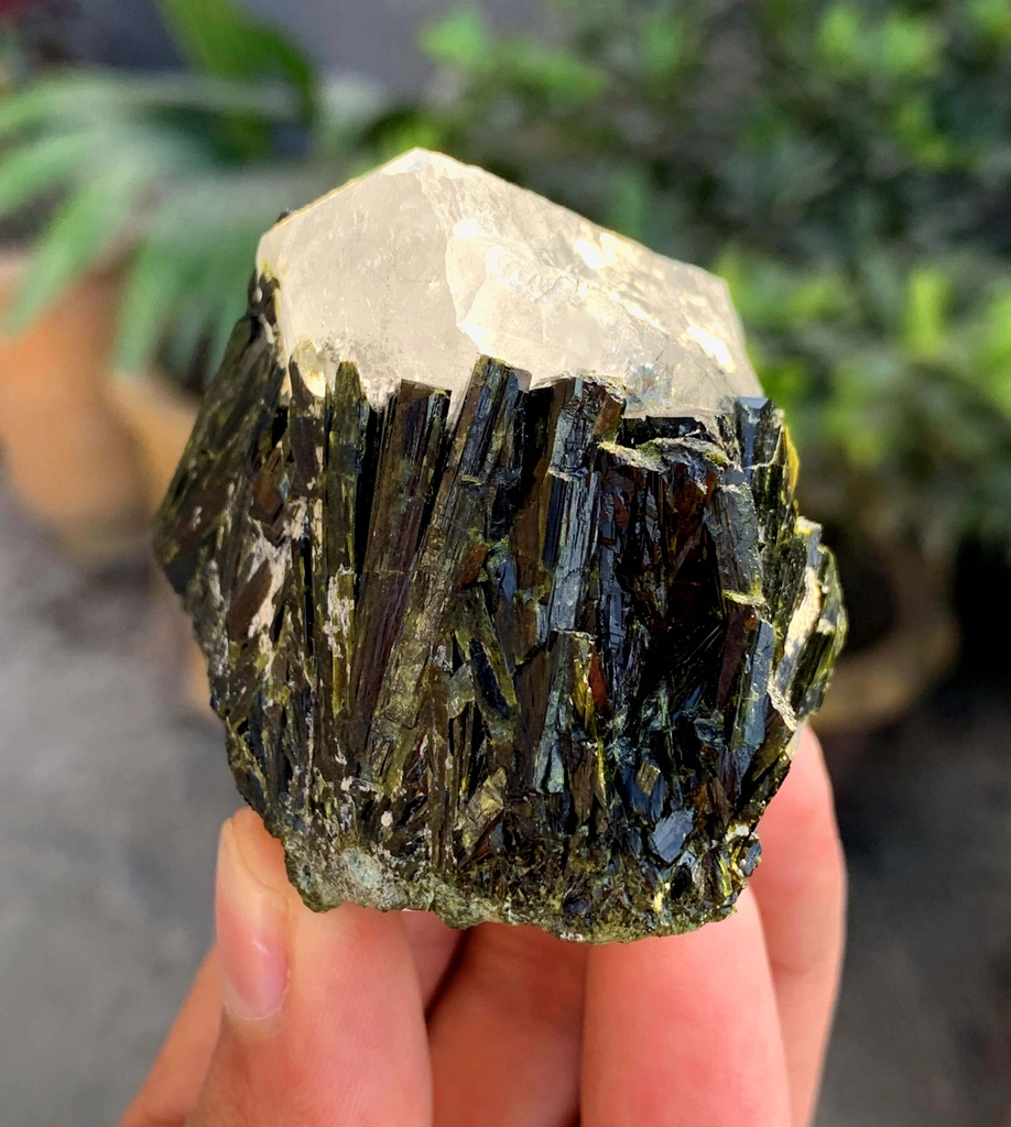 Epidote from Skardu District, Gilgit-Baltistan, Pakistan - image 9