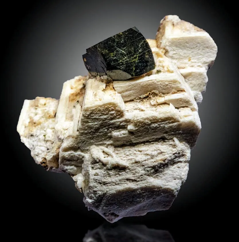 Epidote, Orthoclase image