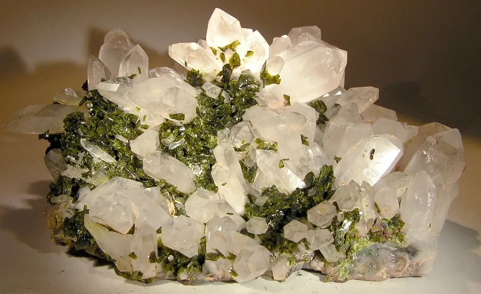 Epidote, Quartz image
