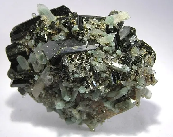 Epidote, Quartz, Chlorite Group - image 1