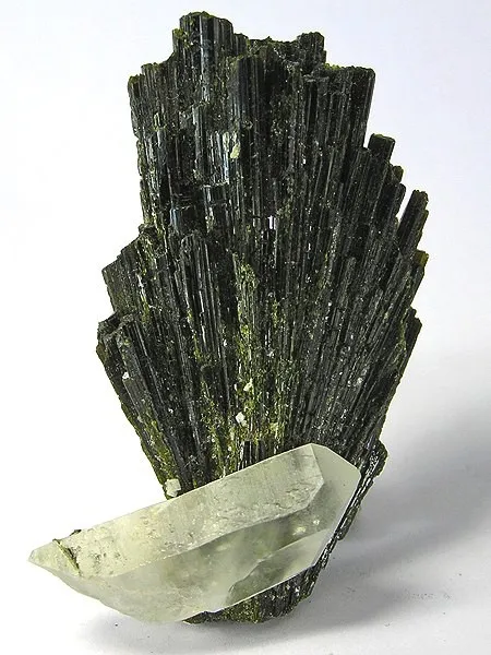 Epidote, Quartz image
