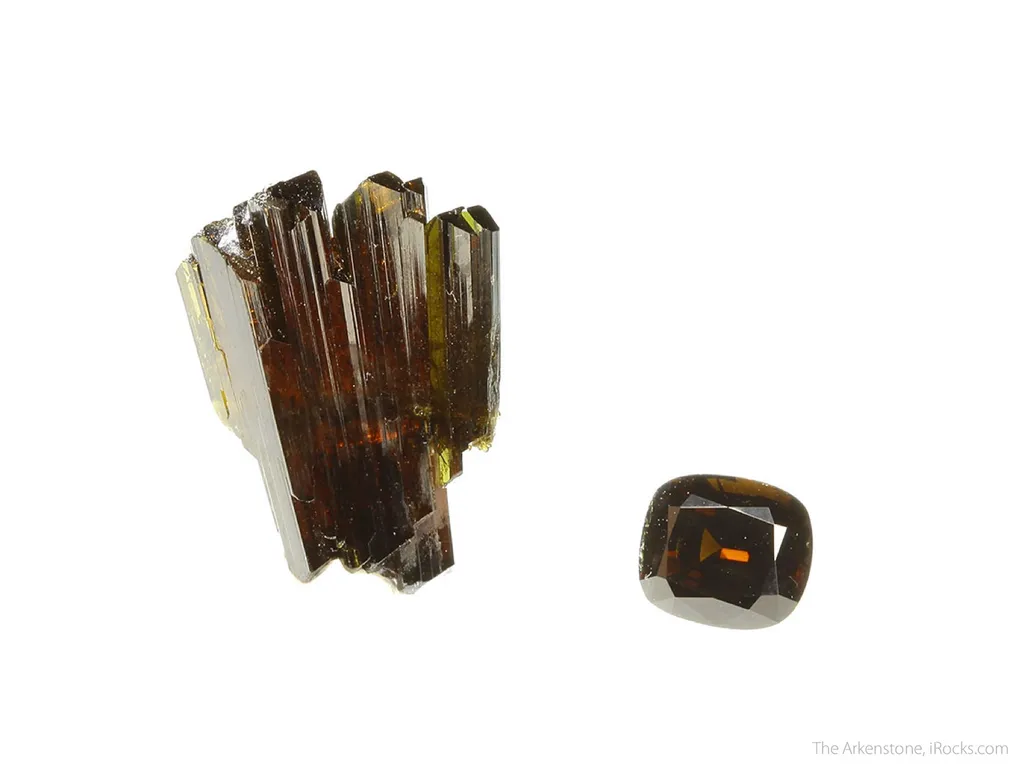 Epidote (rough and cut set) image