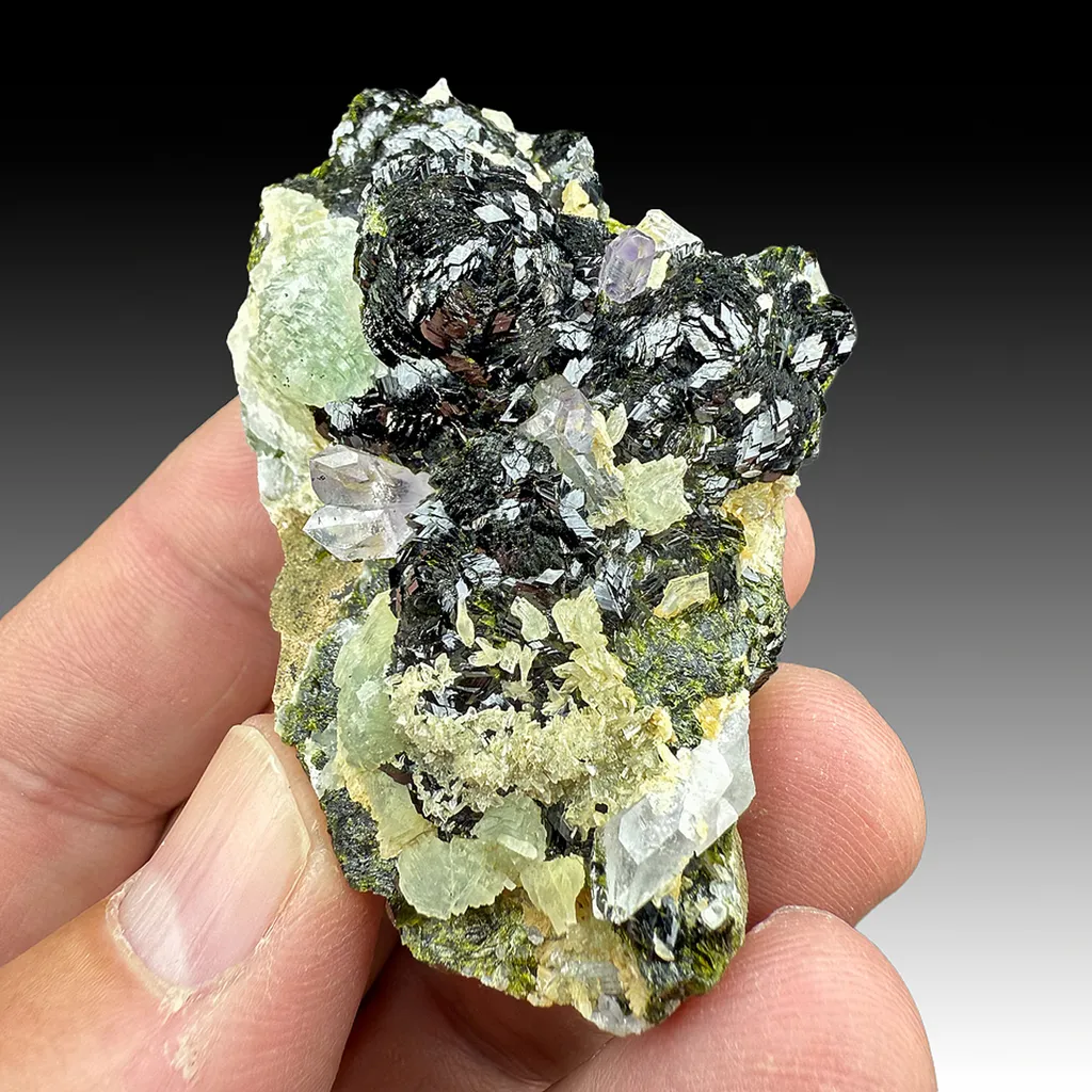 Epidote with Prehnite, Quartz image