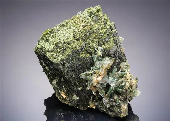 Epidote with Quartz image