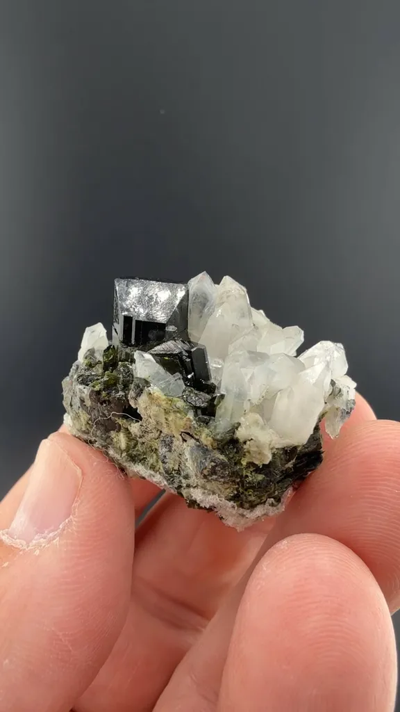Epidote with Quartz image