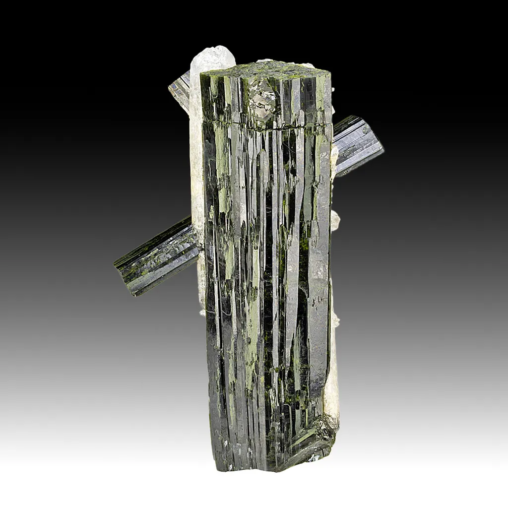 Epidote with Quartz image