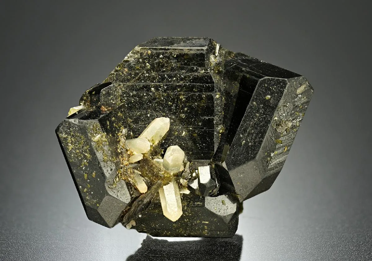 Epidote with Quartz - image 1