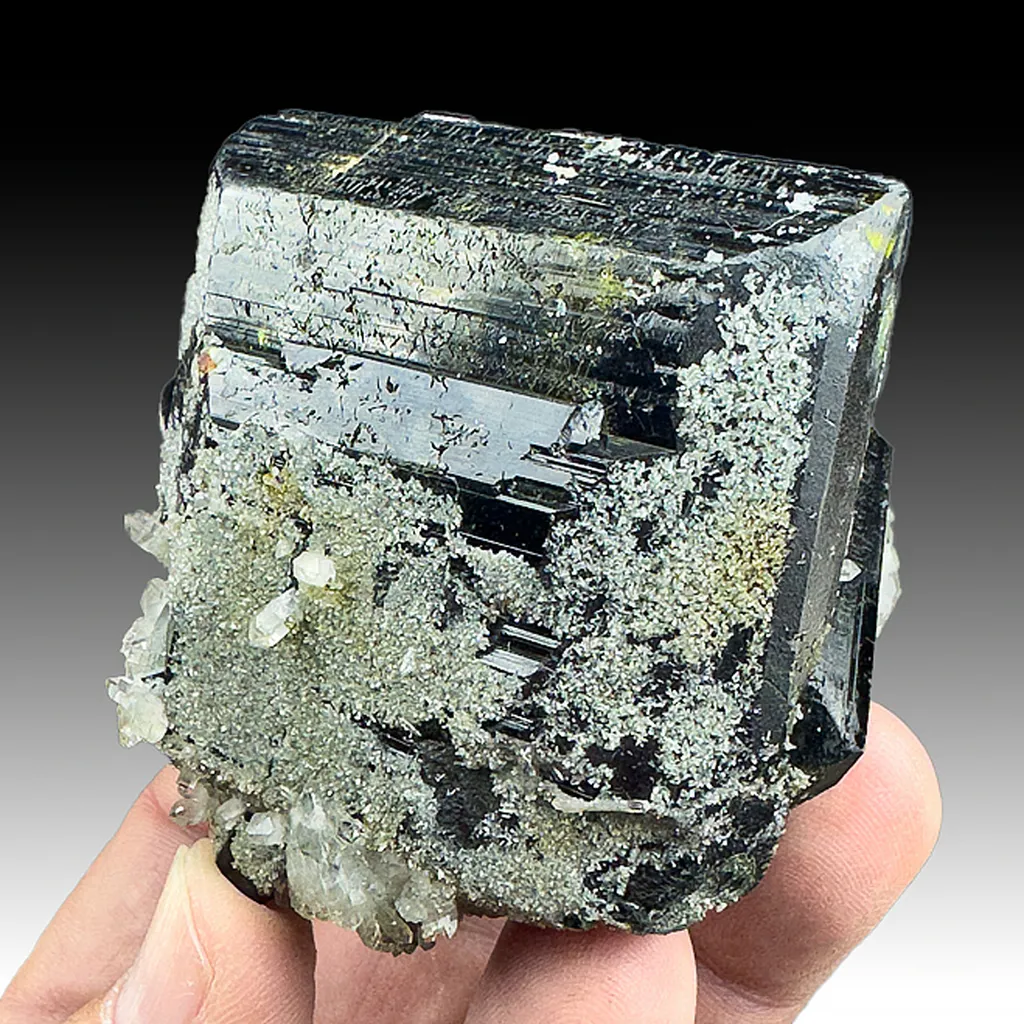 Epidote with Quartz image