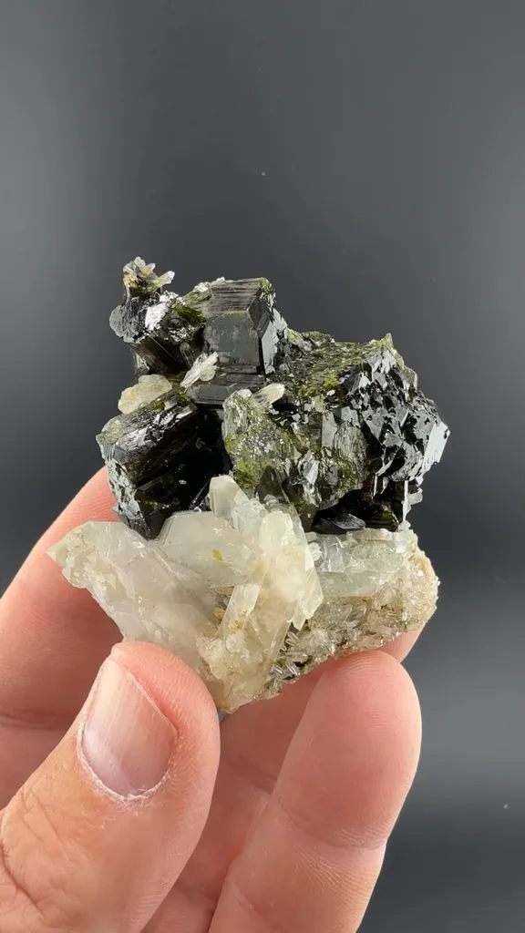 Epidote with Quartz image