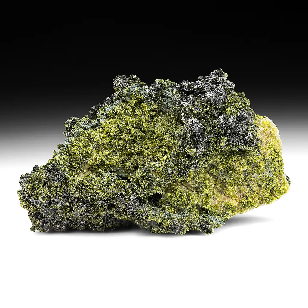 Epidote with Quartz image