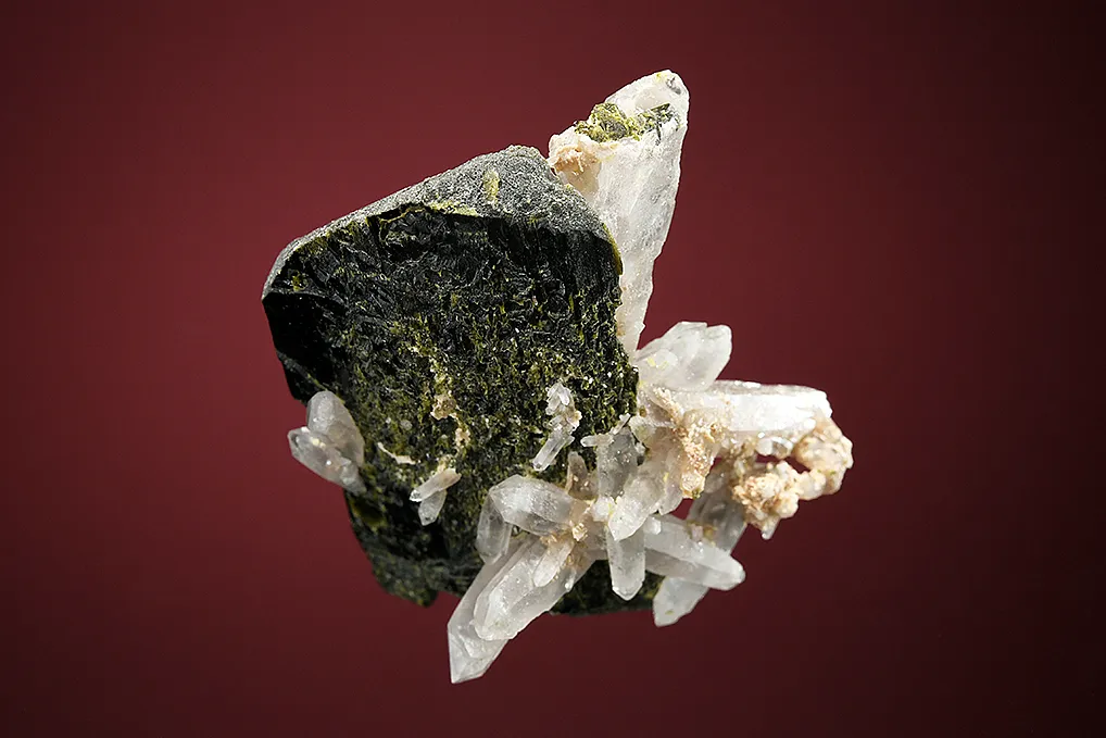 Epidote with Quartz - image 3
