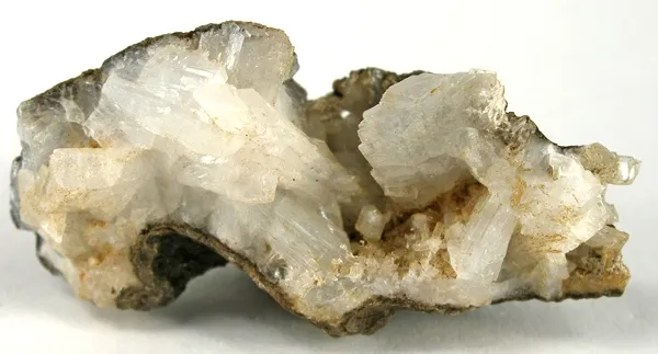 Epistilbite image