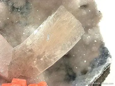 Epistilbite With Heulandite in Quartz Geode - image 3