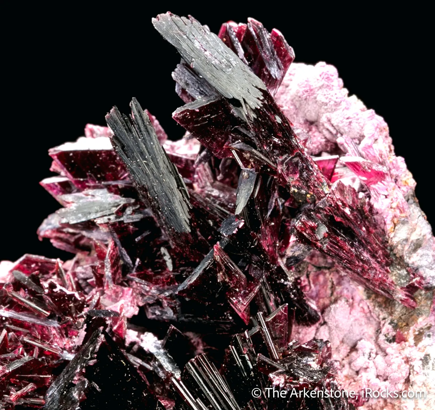 Erythrite - image 5
