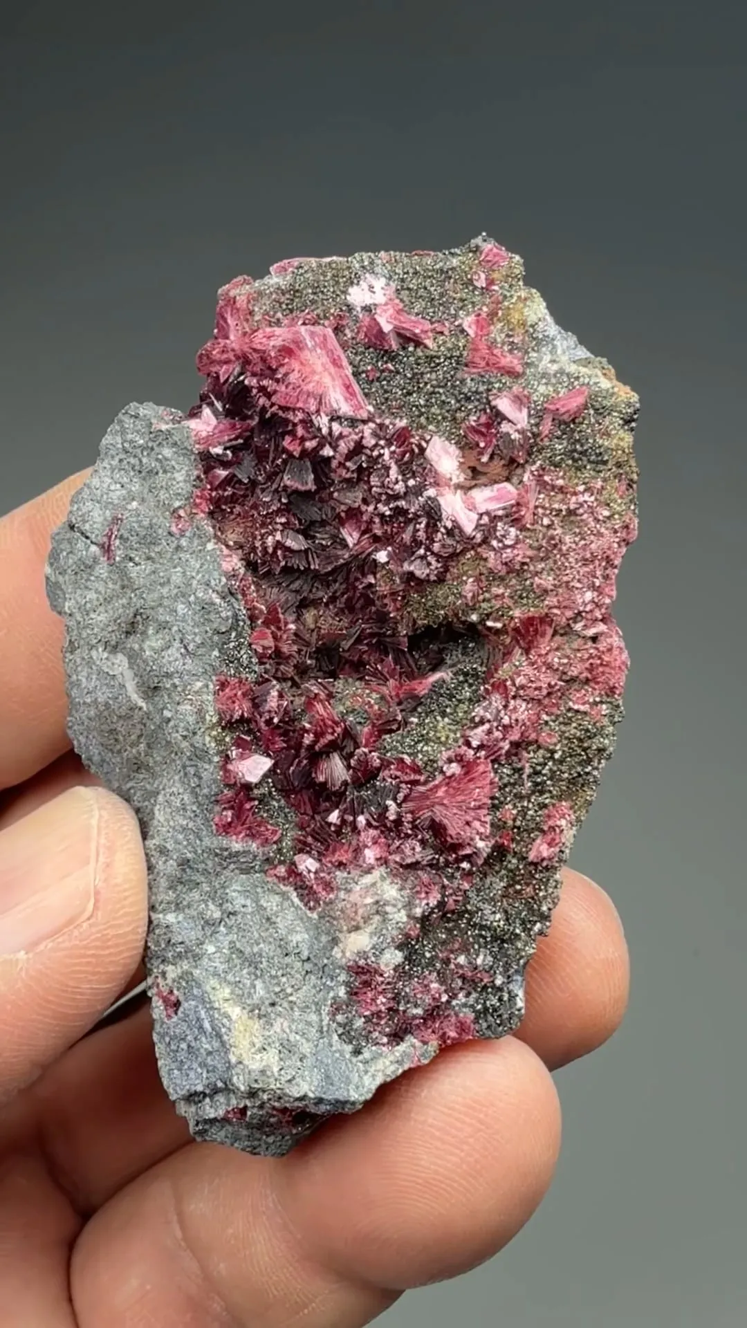 Erythrite - image 2