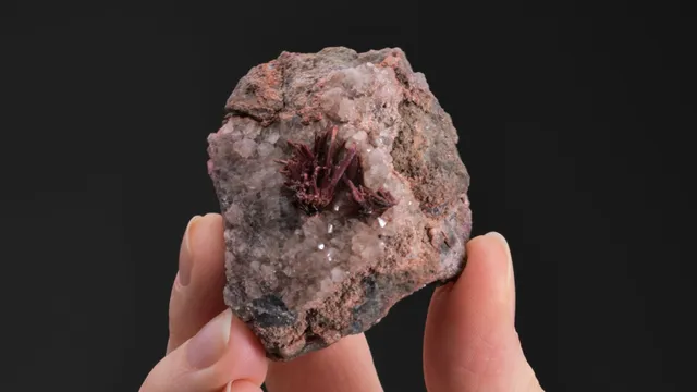 Erythrite