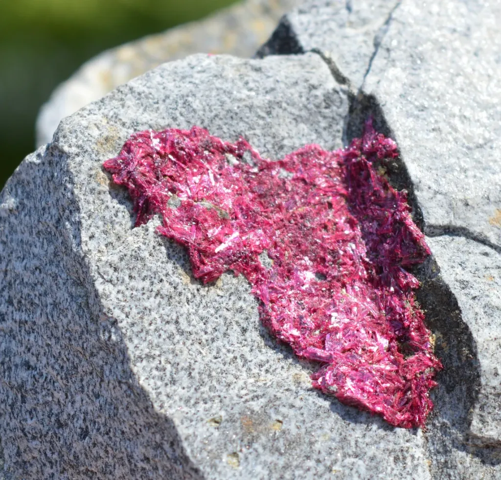 Erythrite - 686 grams - Mount Cobalt Mine, Selwyn District, Cloncurry Shire, Queensland, Australia - image 7