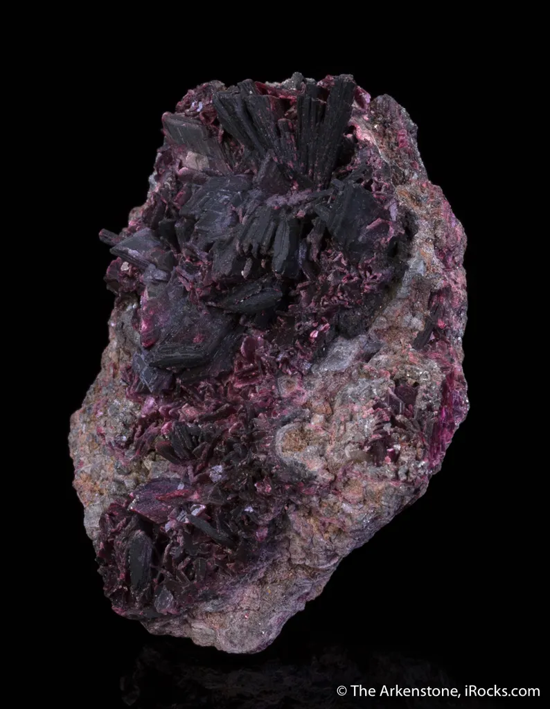 Erythrite - image 8