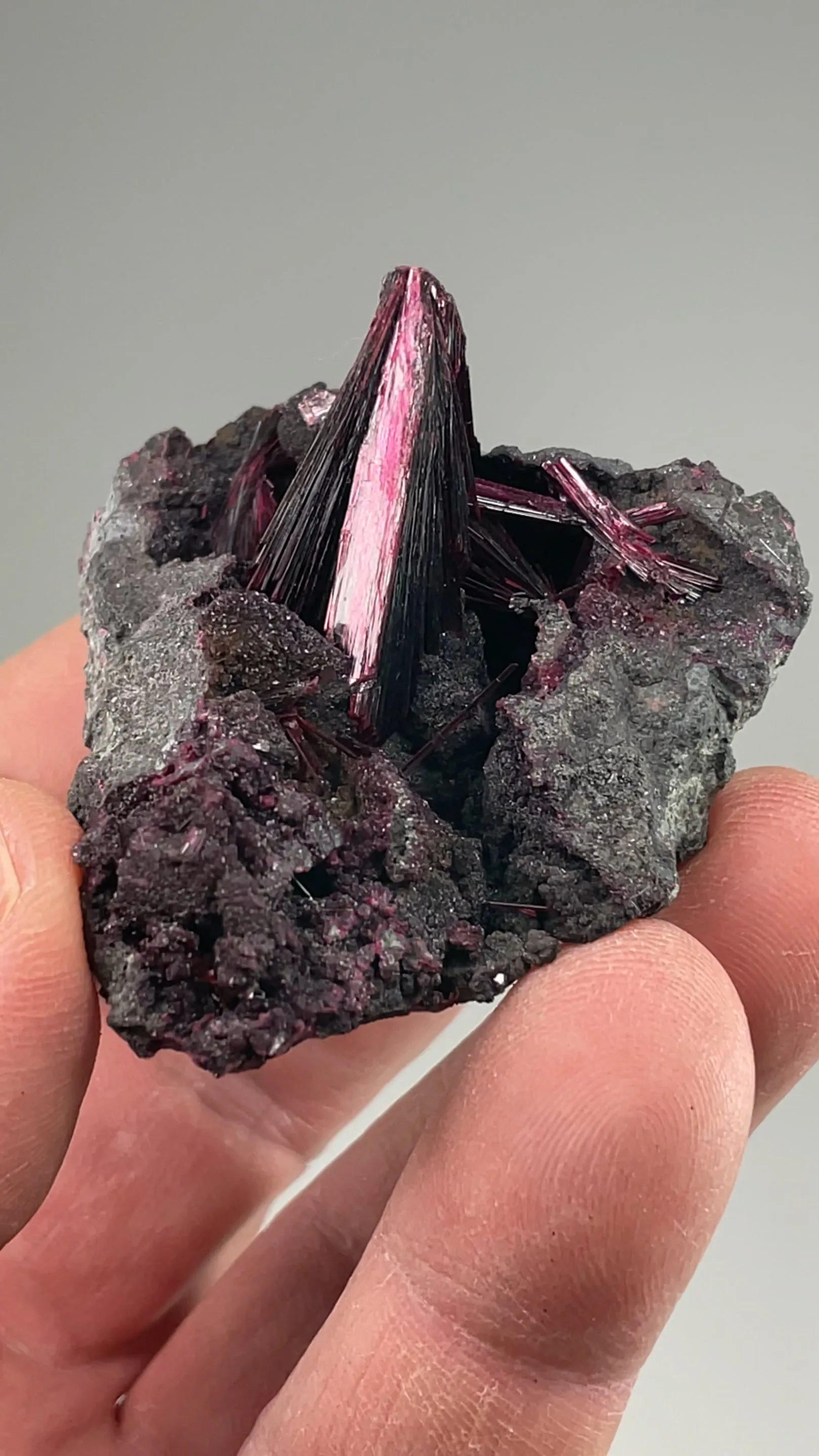 Erythrite - image 2