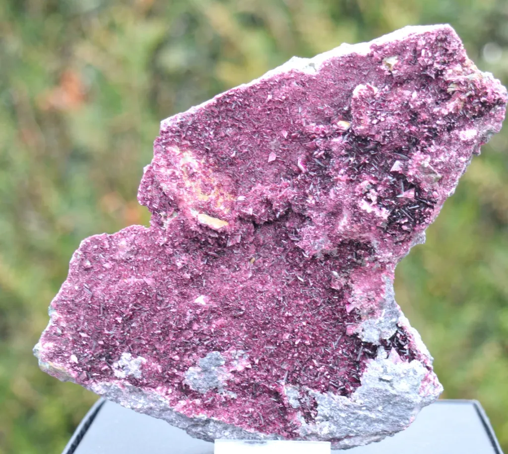 Erythrite 888 grams - Bou Azzer mining district, Drâa-Tafilalet Region, Morocco image