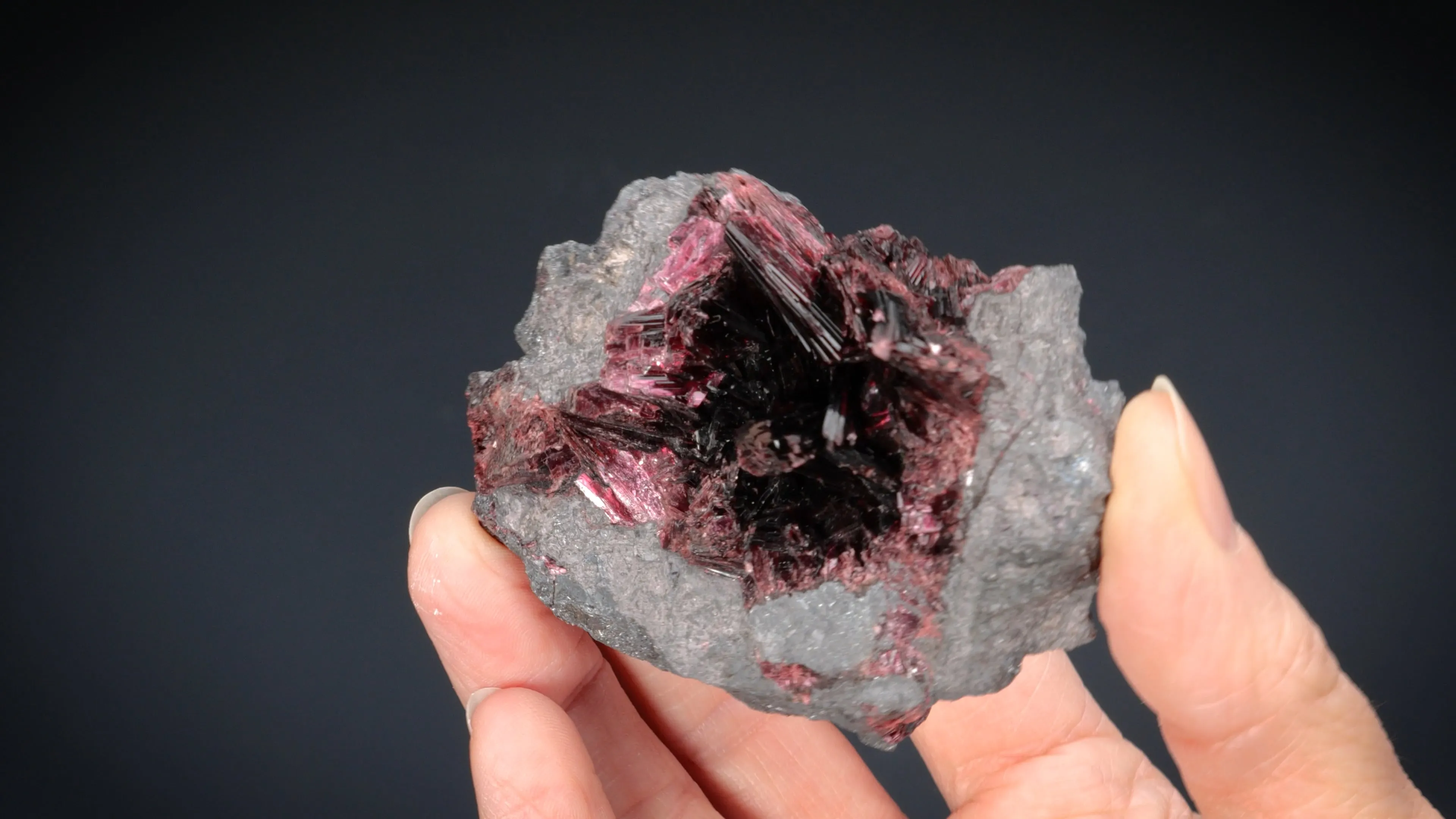 Erythrite - image 2