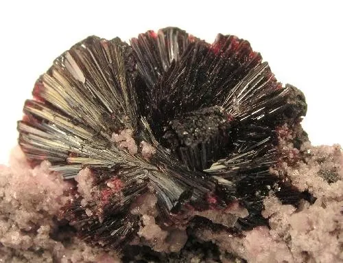 Erythrite - image 2