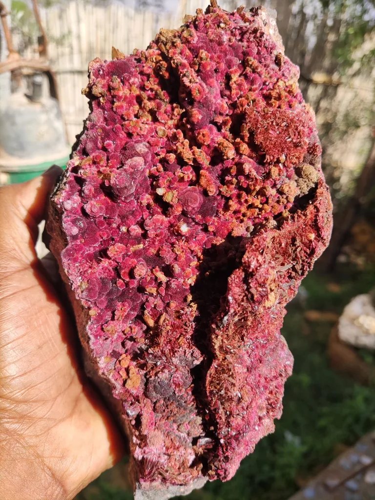 Erythrite