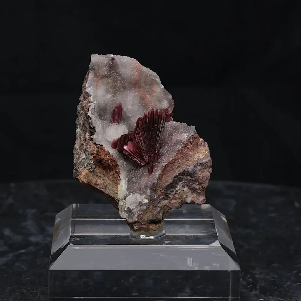Erythrite