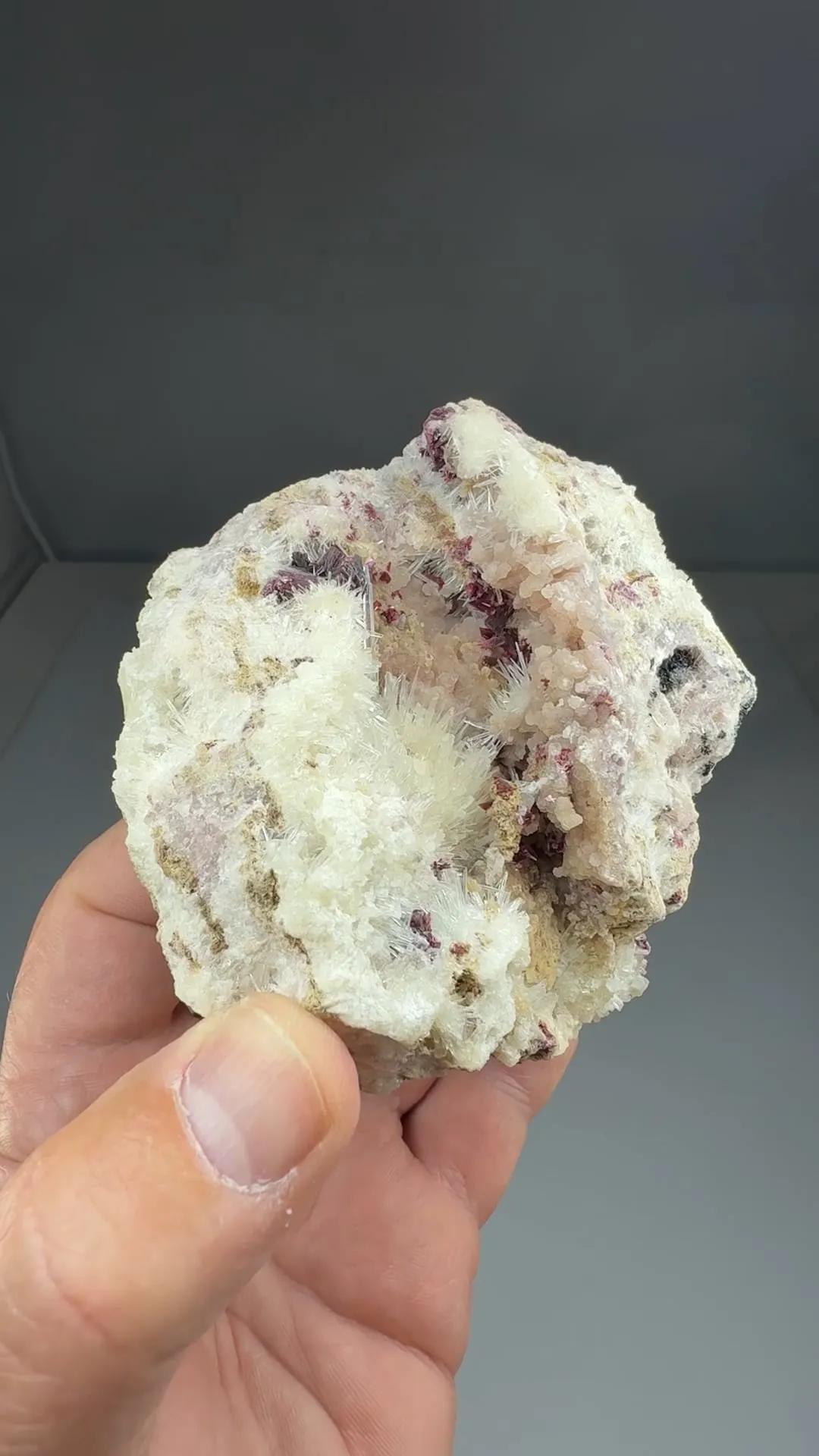 Erythrite with Aragonite - image 3