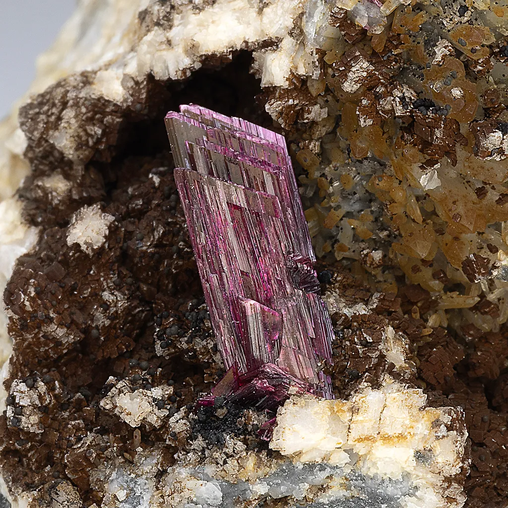 Erythrite with Calcite image
