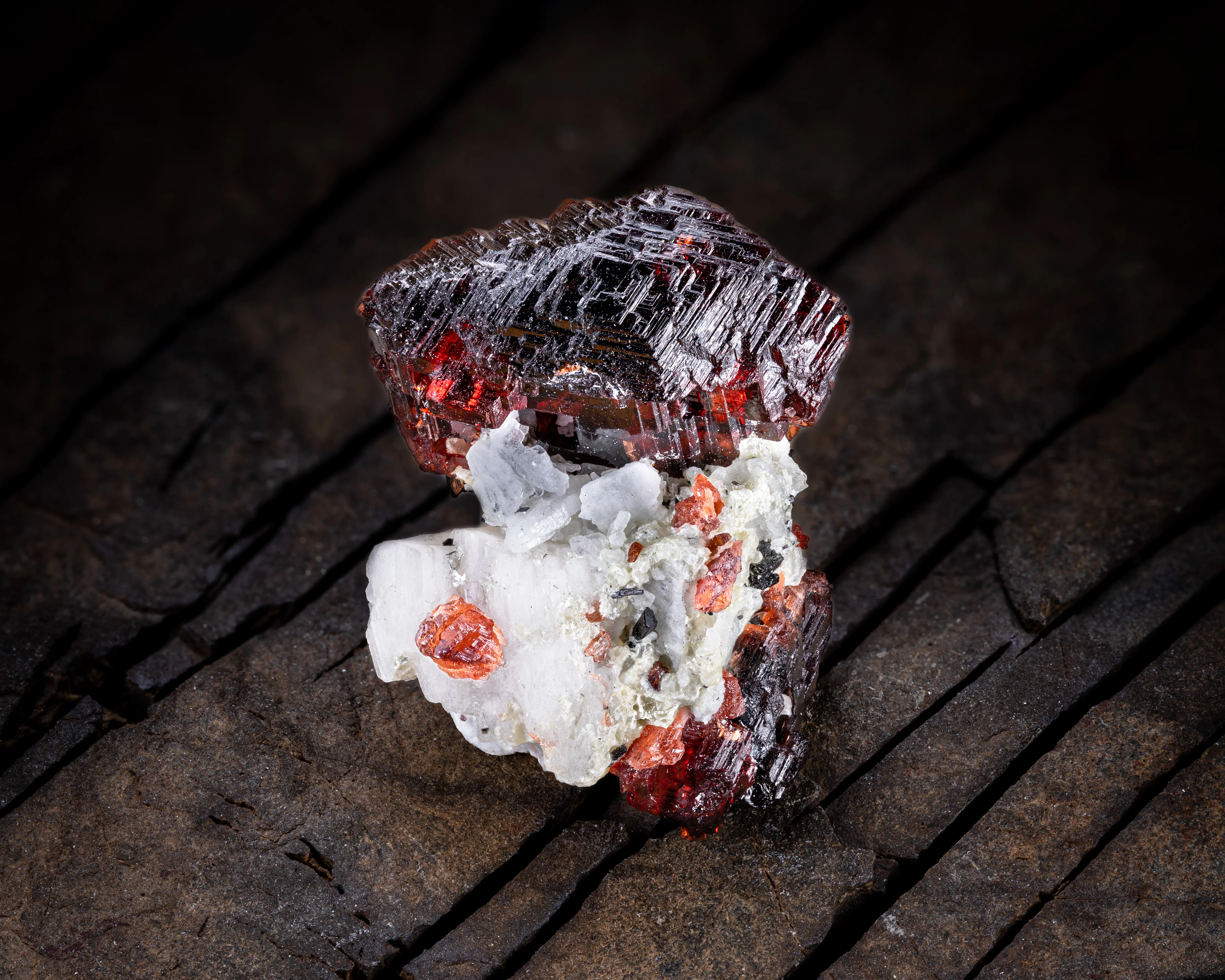 Etched Almadine-Spessartine Series - image 1