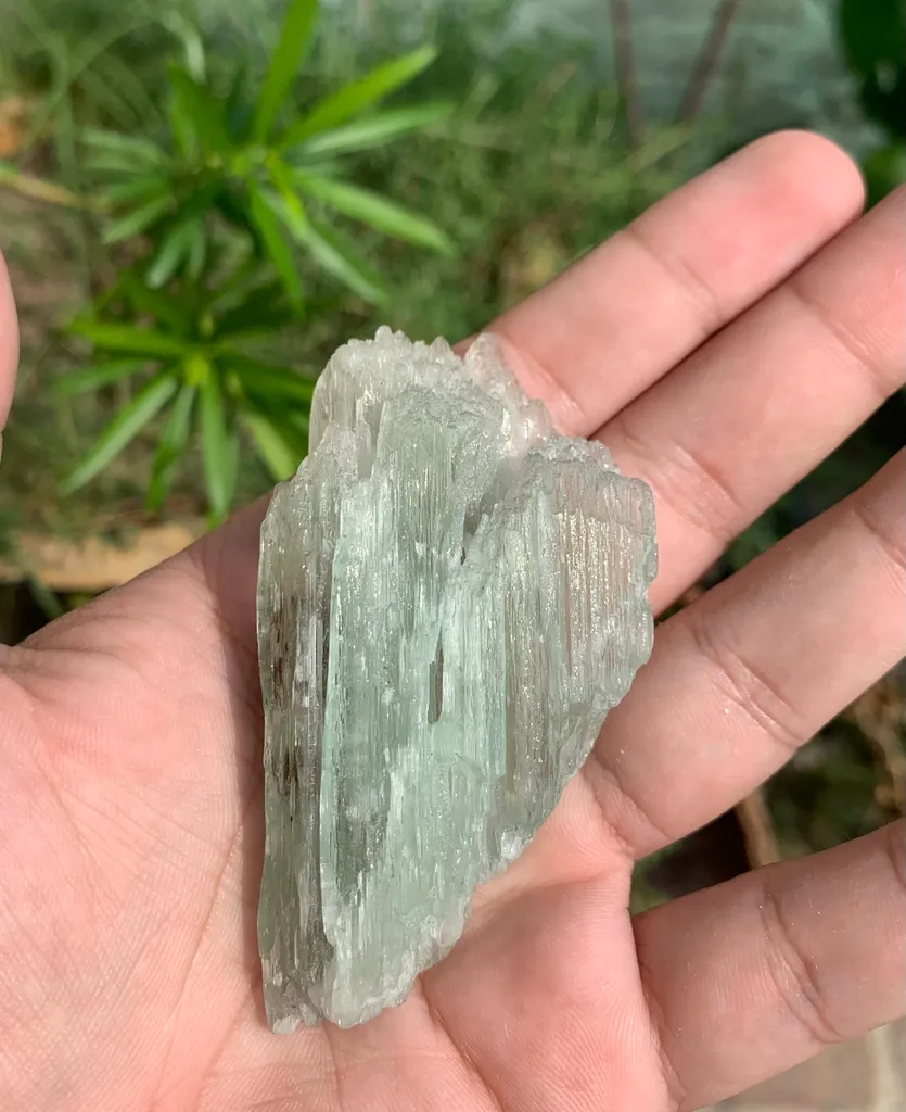 Etched Green Kunzite Crystal from Afghanistan - image 6