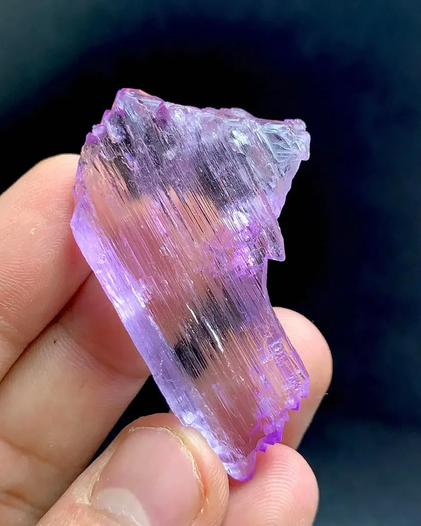 Etched kunizte / spodumene crystal mineral specimen @Afghanistan - image 7