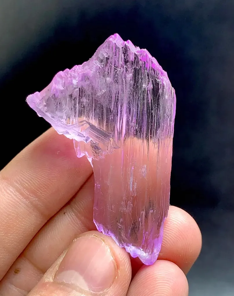 Etched kunizte / spodumene crystal mineral specimen @Afghanistan - image 6