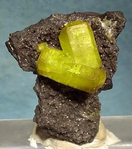Ettringite, Manganite - image 1