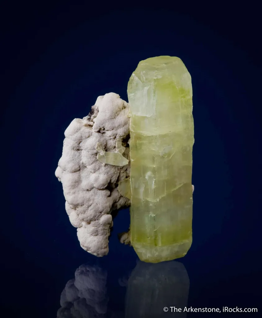 Ettringite on Oyelite image