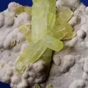 Ettringite on Oyelite - image 2