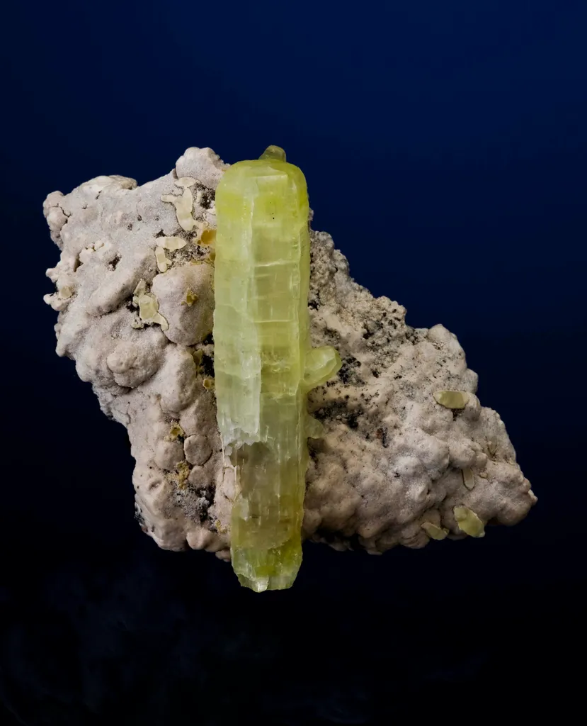Ettringite on Oyelite image