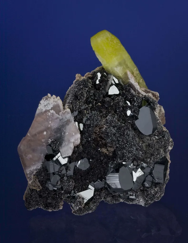 Ettringite With Hematite and Calcite image