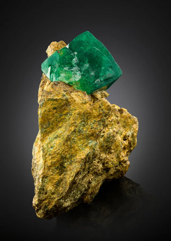 Euchroite from Slovakia, Banská Bystrica Region, Ľubietová image