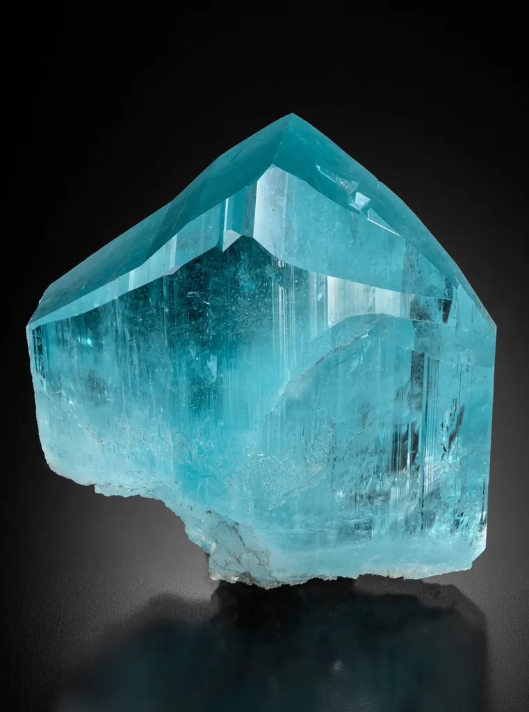 Euclase from Colombia, Boyacá Department, Chivor, Chivor Mine image