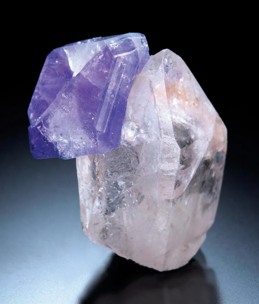 Euclase, Quartz, Magnesite - image 2