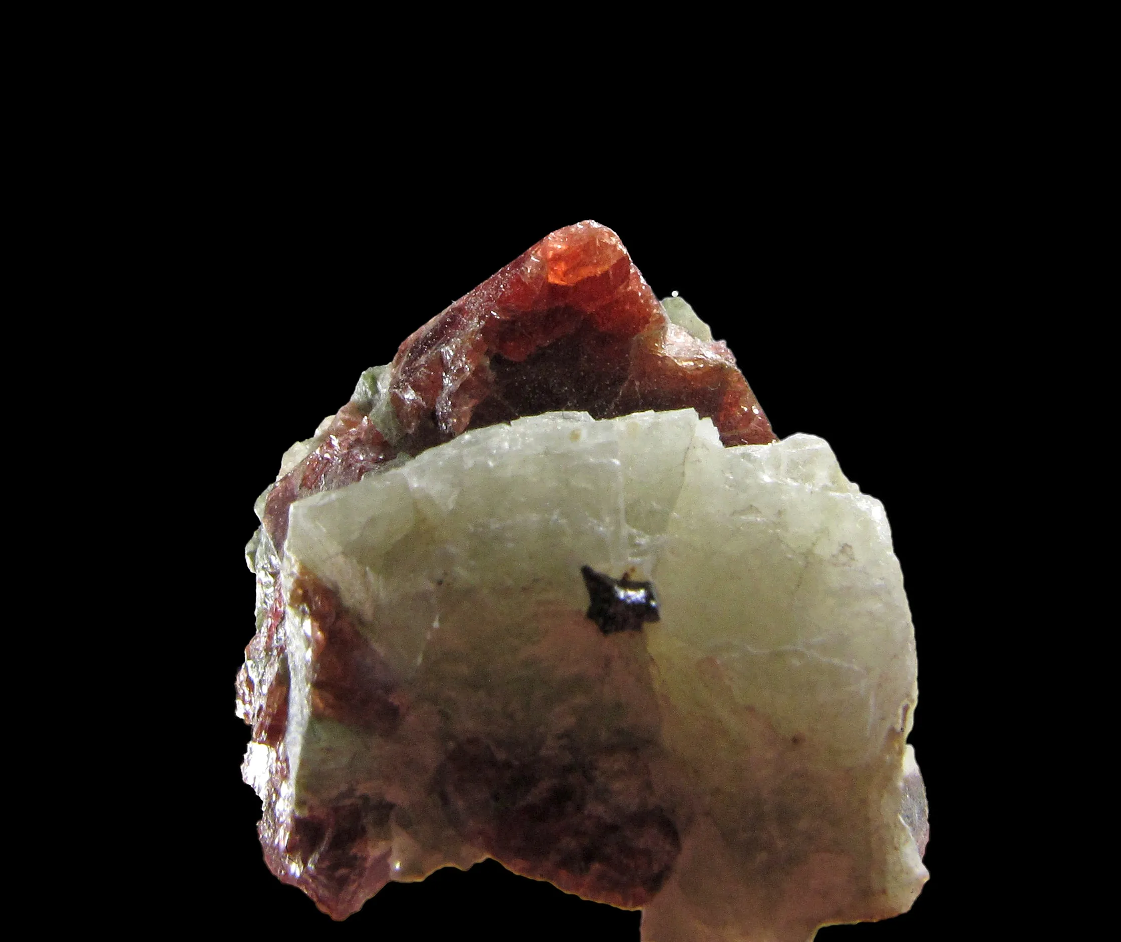 Eudialyte - image 3